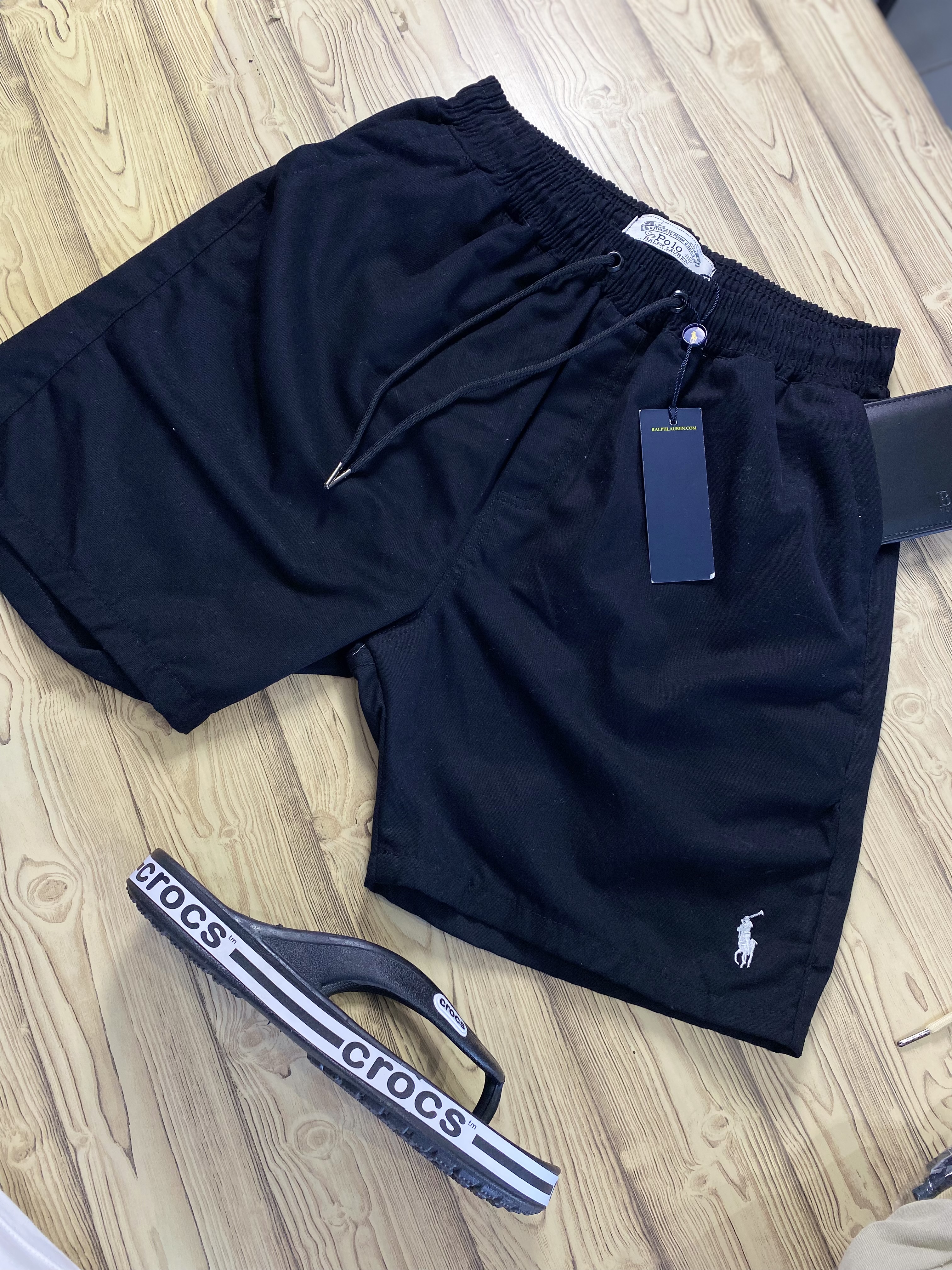 Bermuda sarja mauricinho preto